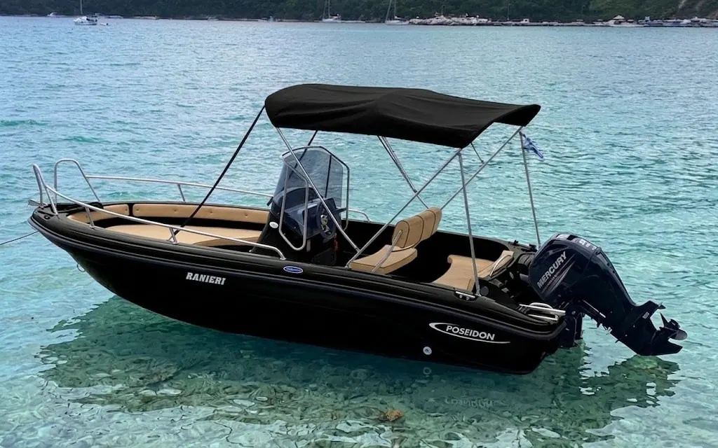Boat rental from Agios Nikolaos harbour, North Zakynthos
